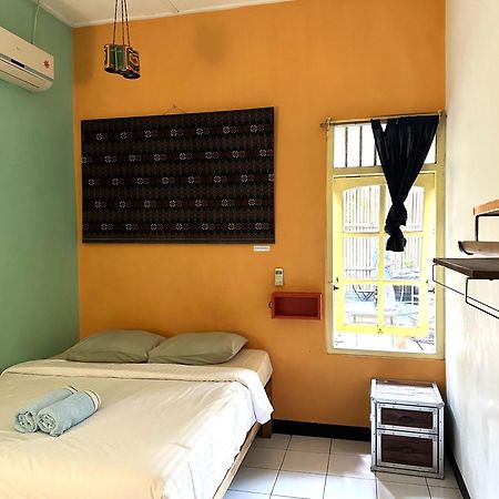 ViaVia Guesthouse Yogyakarta Eksteriør billede