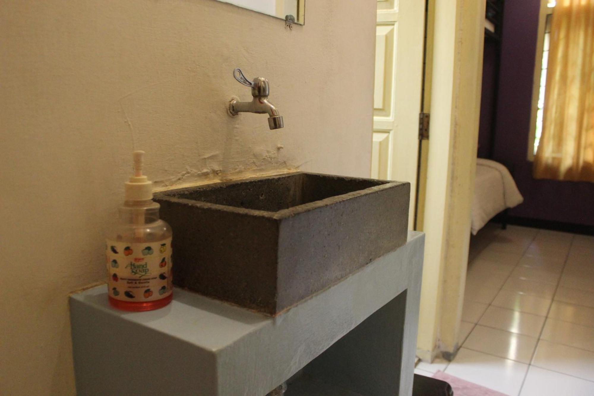 ViaVia Guesthouse Yogyakarta Eksteriør billede