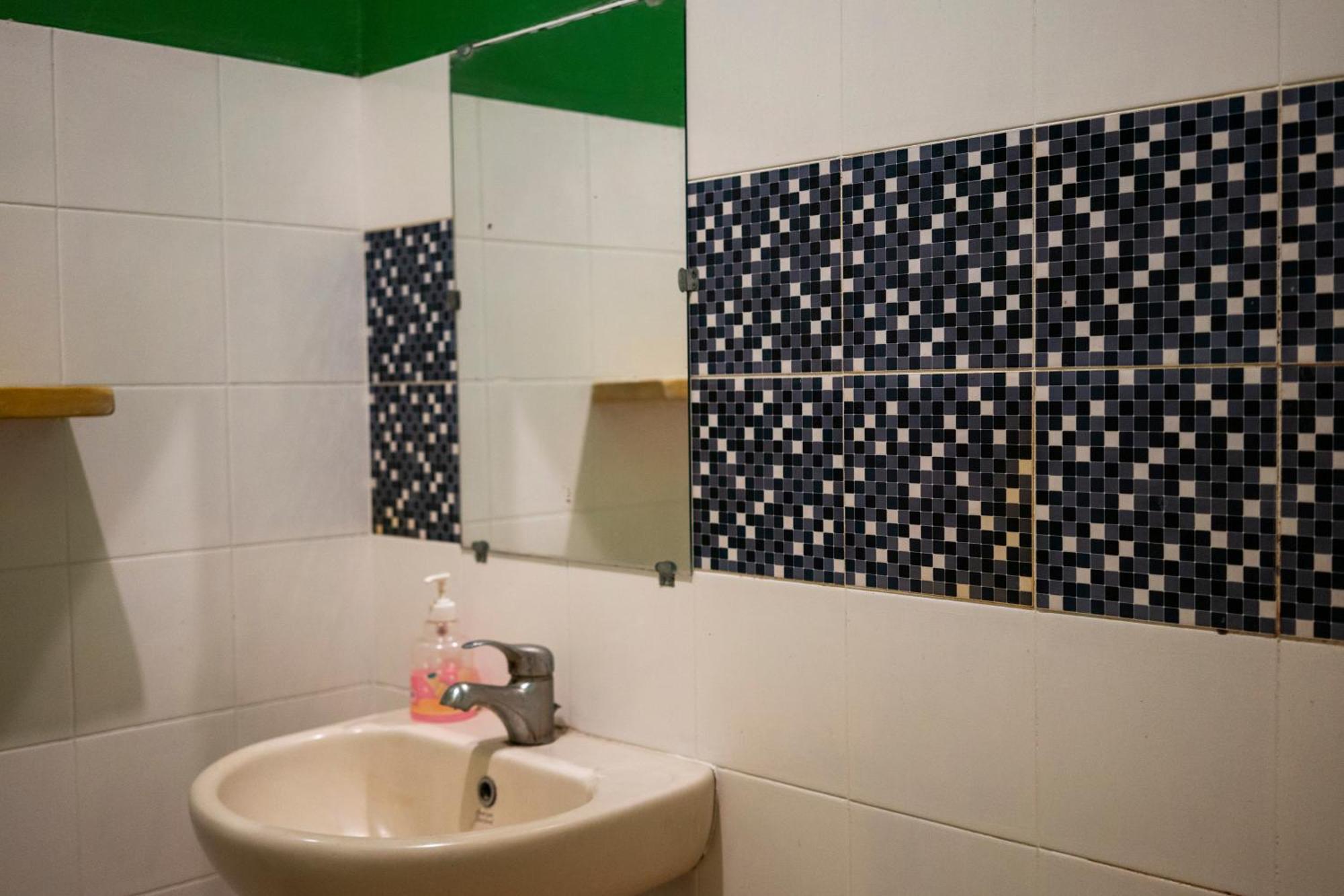 ViaVia Guesthouse Yogyakarta Eksteriør billede