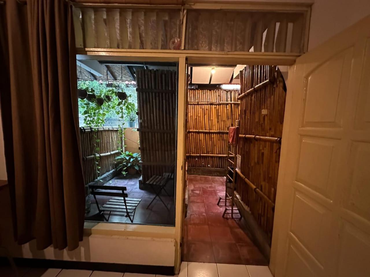 ViaVia Guesthouse Yogyakarta Eksteriør billede